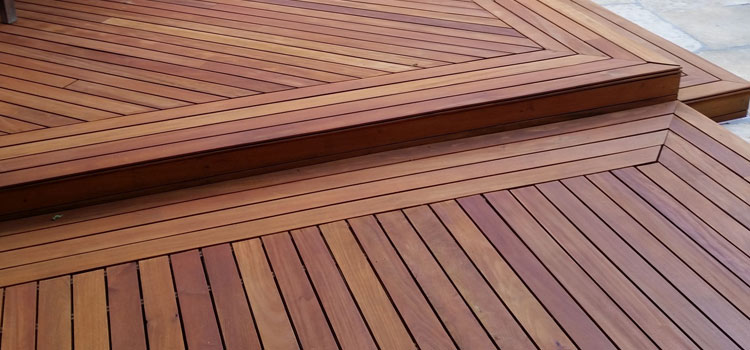 Redwood Decking Material in Sylmar, CA